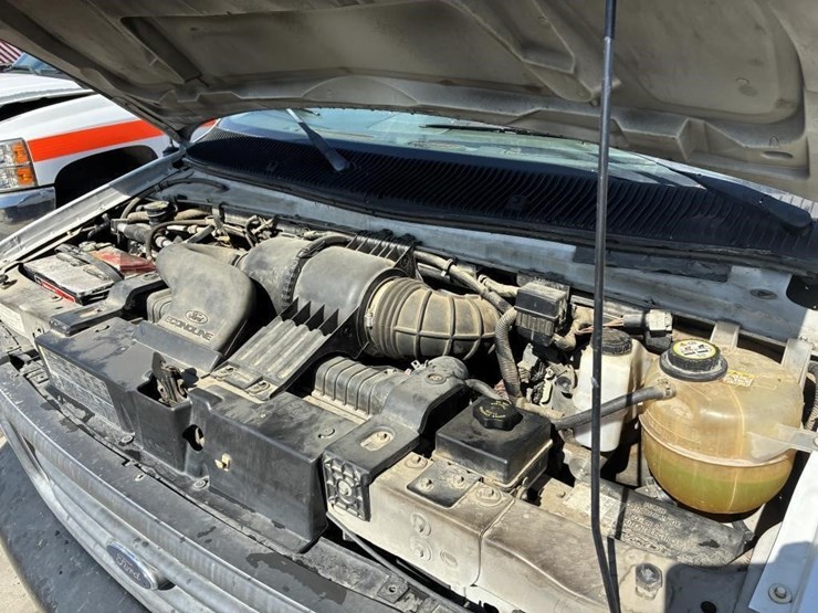 2007-ford-e350-image-10