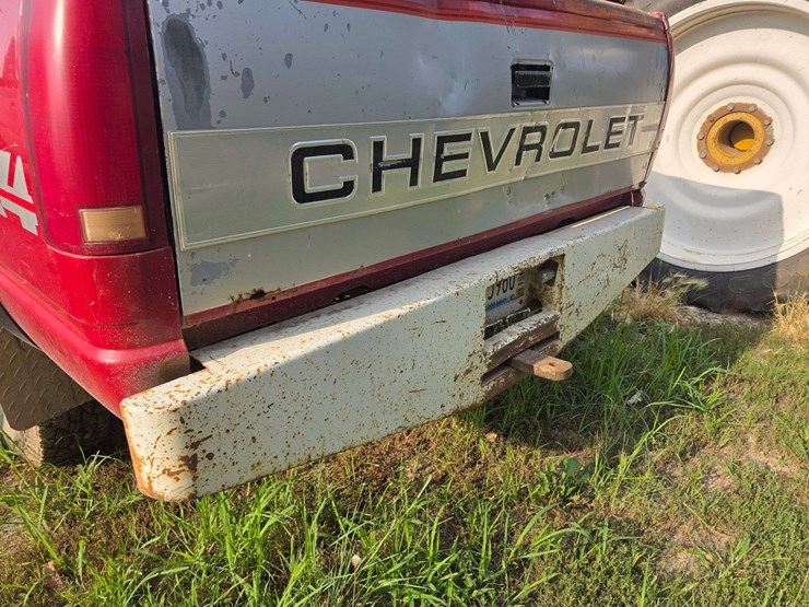 1989-chevrolet-cheyenne-3500-image-13