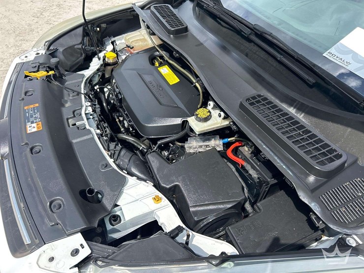 2016-ford-escape-image-8