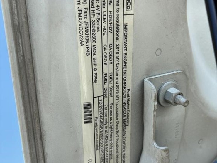 2018-ford-f350-image-11