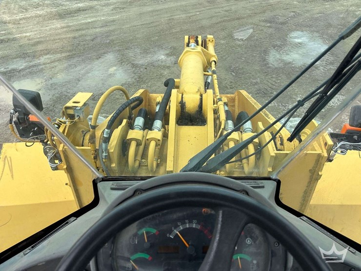 caterpillar-938g-image-24