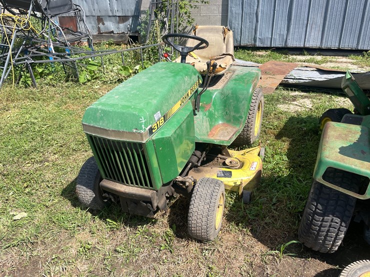 john-deere-318-image-1