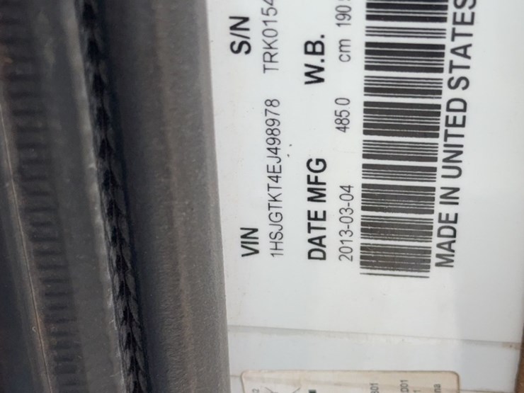 2013-caterpillar-ct660-image-14