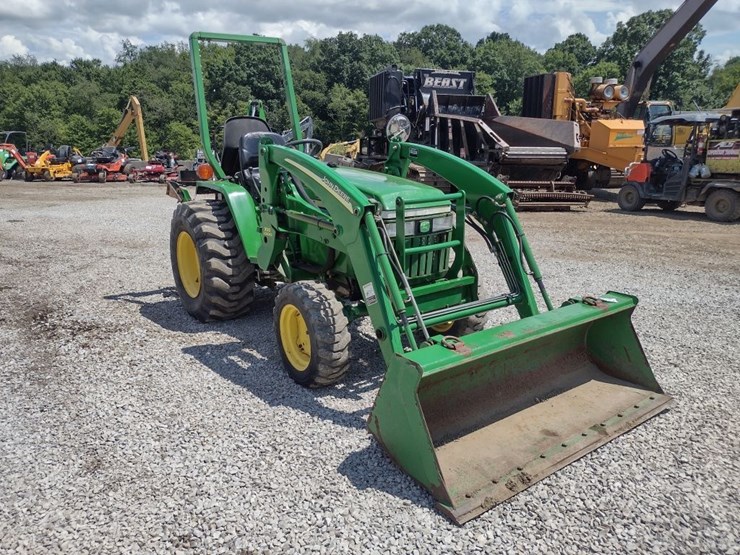 john-deere-790-image-39
