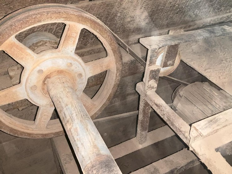 #179-•-armstrong-circular-saw-stretcher-roll-and-saw-spinner-image-21