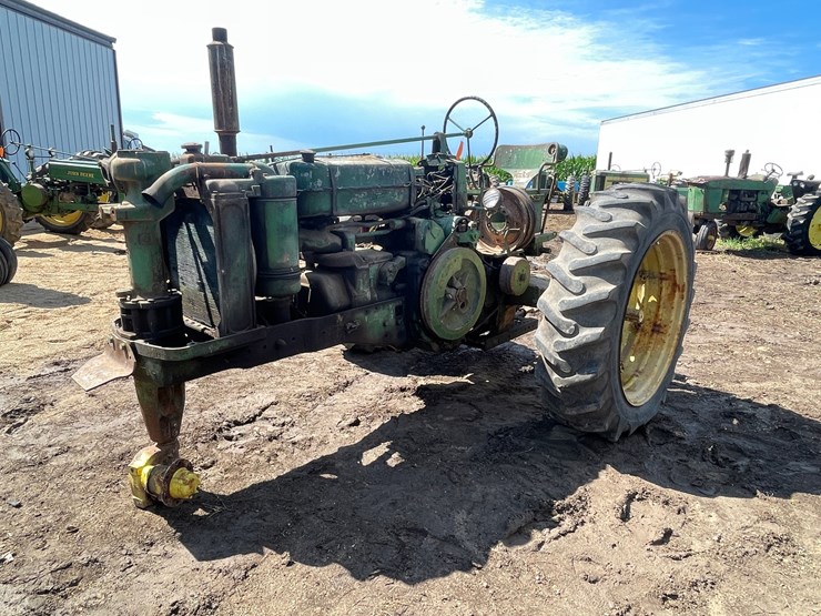 john-deere-70-image-7
