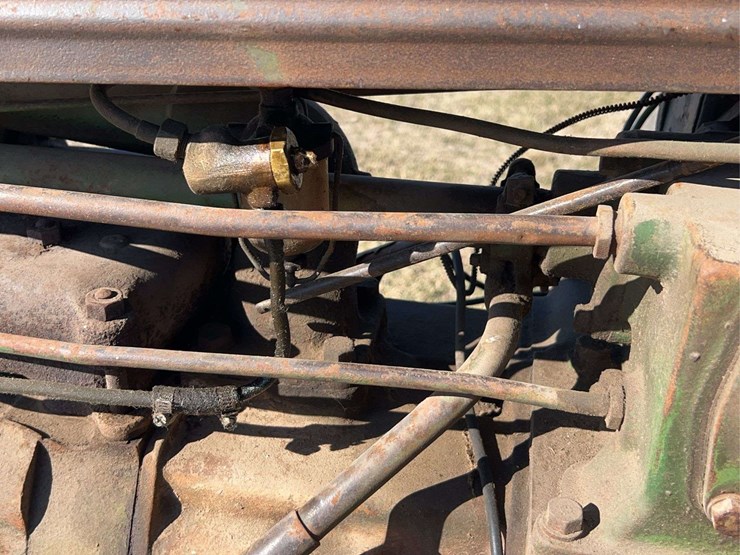 john-deere-model-b-image-43