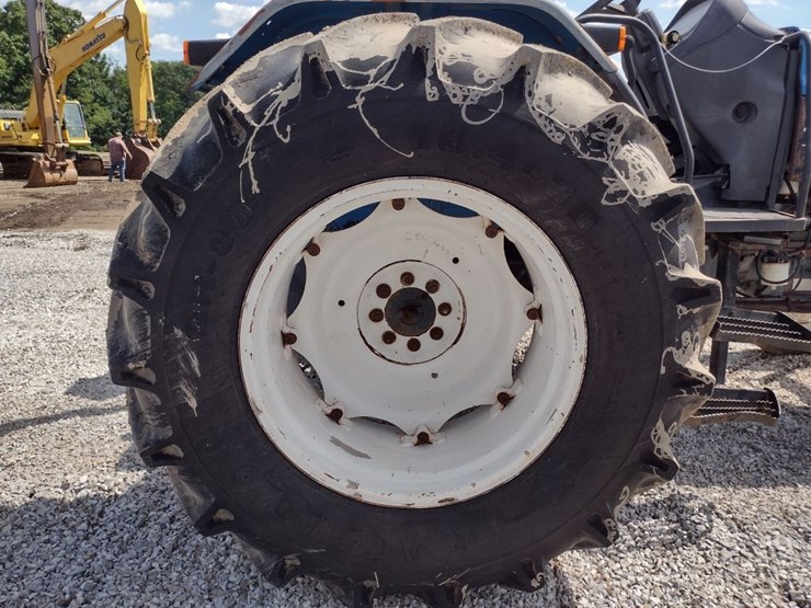 new-holland-tl90-image-23