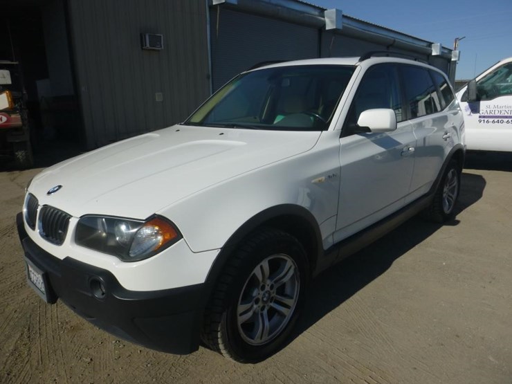 2004-bmw-x3-image-1