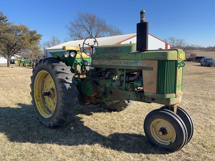 john-deere-720-image-7