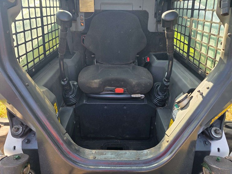 2021-bobcat-s76-image-18
