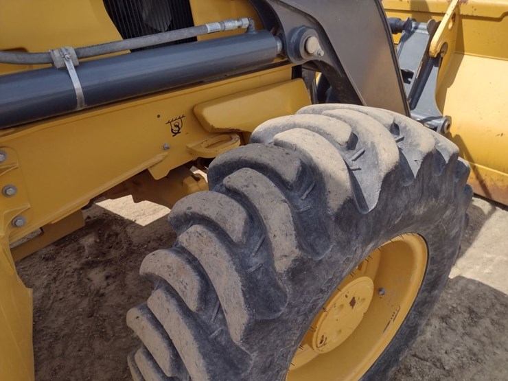 deere-310sl-image-26