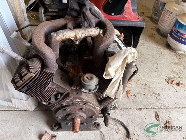 tecumseh-gas-engine---came-out-of-skid-loader-image-4
