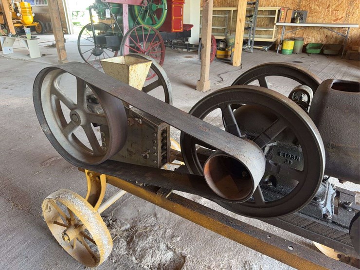john-deere-112-image-17