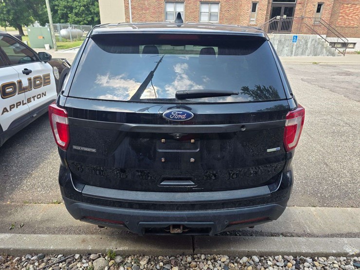 2018-ford-explorer-police-interceptor-image-10