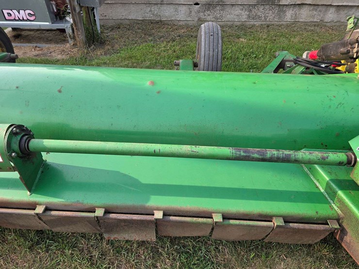 john-deere-220-image-18