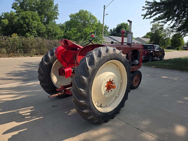 1951-massey-ferguson-44-image-8