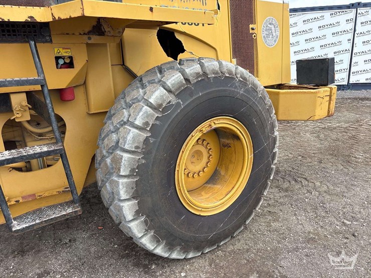 caterpillar-938g-image-6