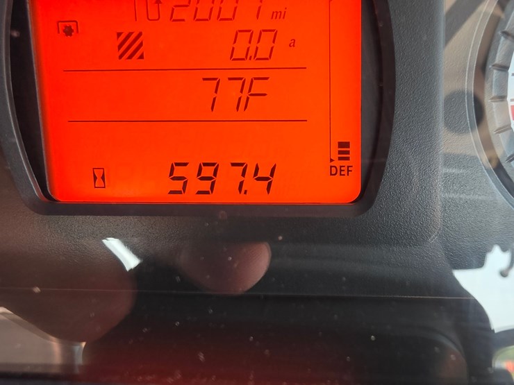 2021-massey-ferguson-4710-image-14