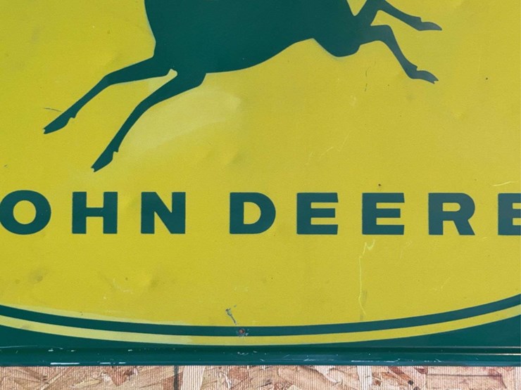 john-deere-four-legged-reflective-sign-image-6