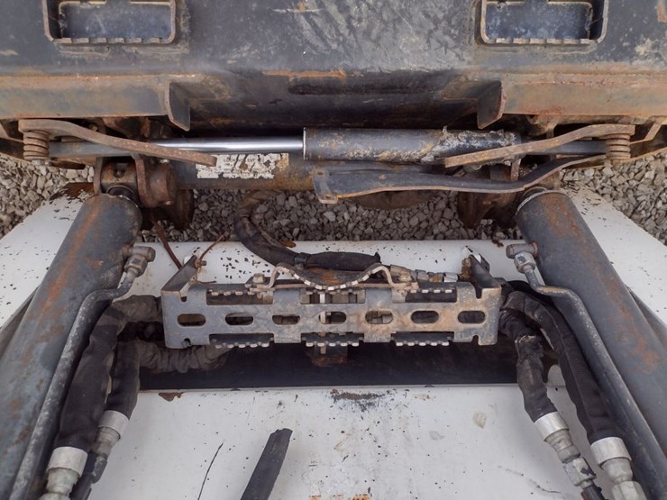 bobcat-t740-image-23