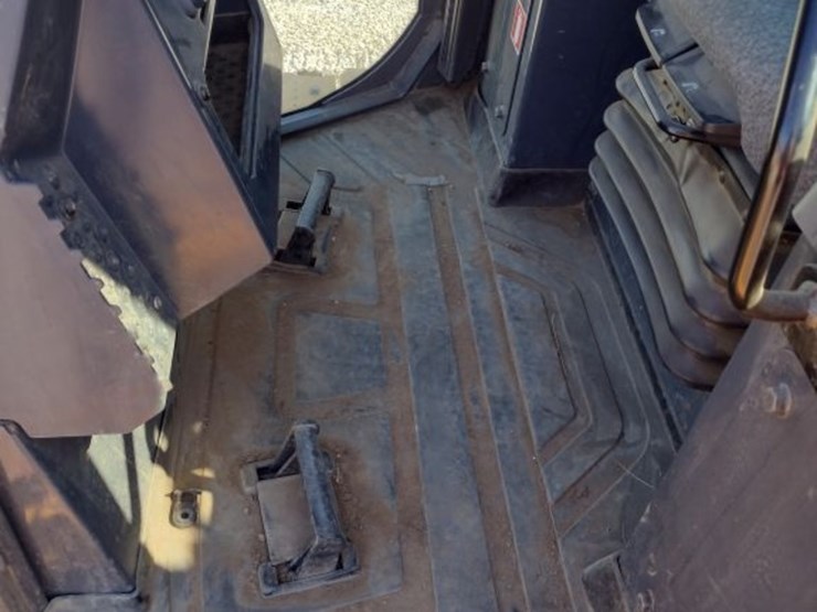 deere-700l-xlt-image-14