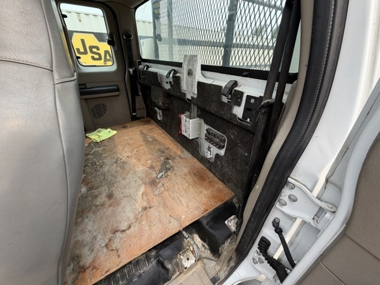 2009-ford-f350-xl-image-18