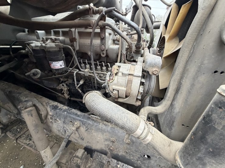1990-ford-l8000-image-14