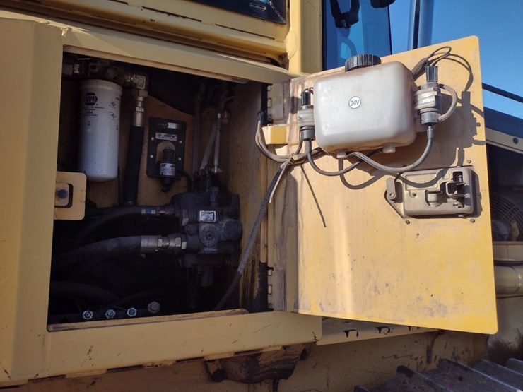 deere-700h-lt-image-31