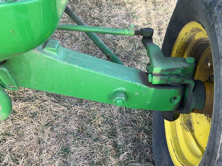 john-deere-820-image-19
