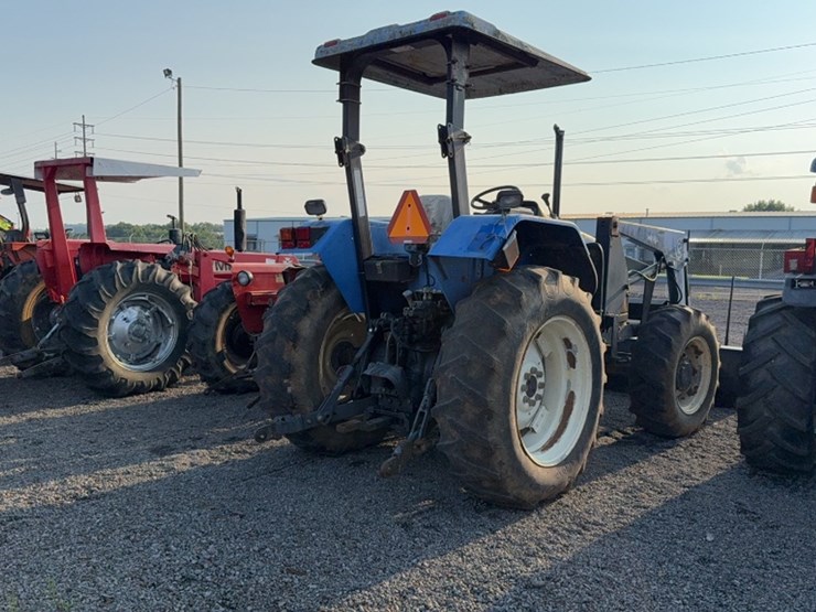 new-holland-ts100-image-8