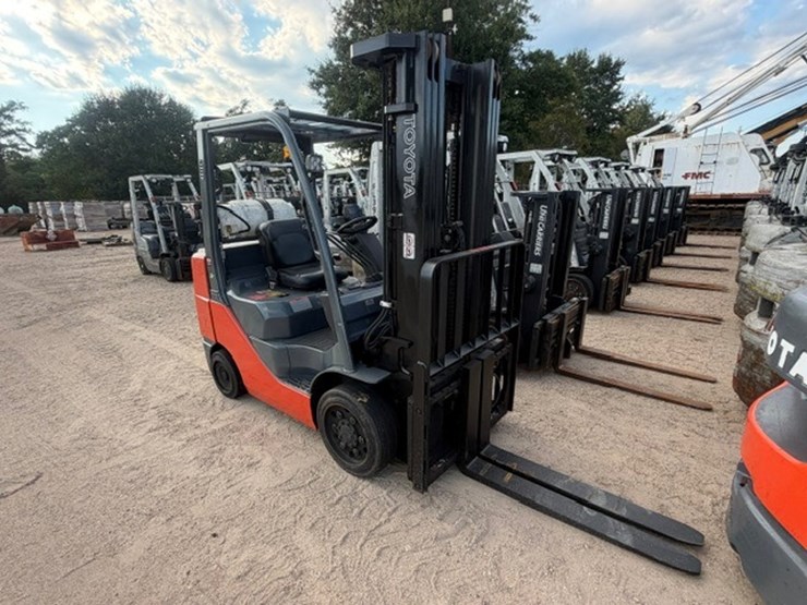 #2072-•-toyota-8fgcu3d-forklift-image-2