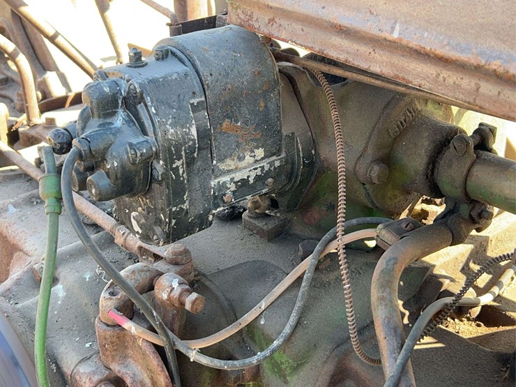 john-deere-model-b-image-23
