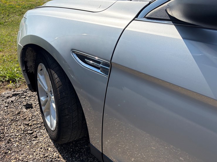 #2391-•-2016-ford-taurus-non-runner(wi-title)-image-14