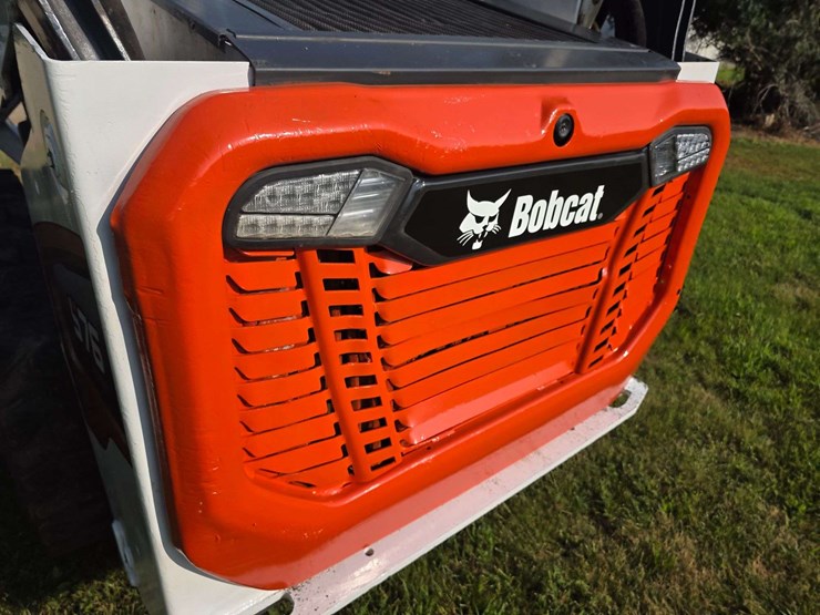 2021-bobcat-s76-image-39