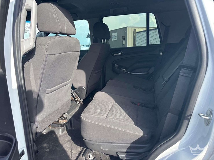 2020-chevrolet-tahoe-image-19