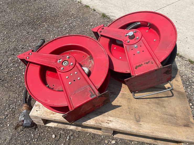 #4591-•-(2)-hose-reels-image-5