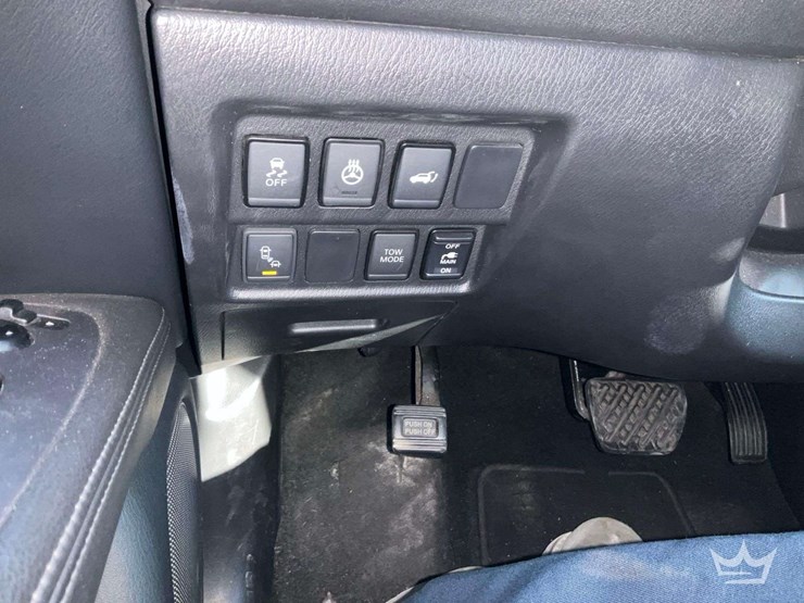 2018-nissan-pathfinder-image-16