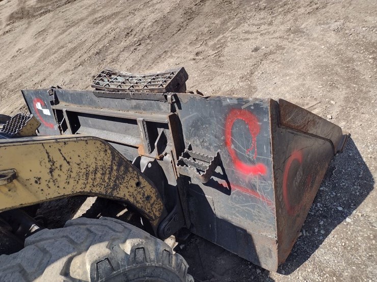 caterpillar-262c-image-16