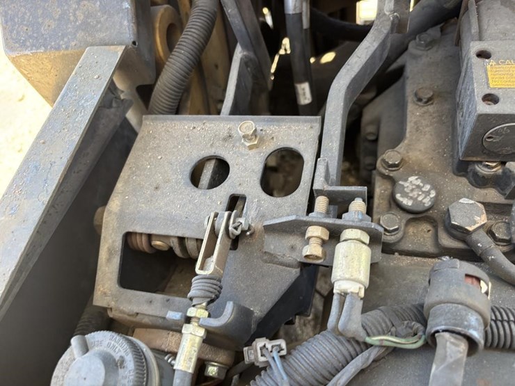 mitsubishi-gc15k-forklift-image-21