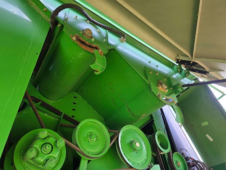 2007-john-deere-9760-sts-image-53