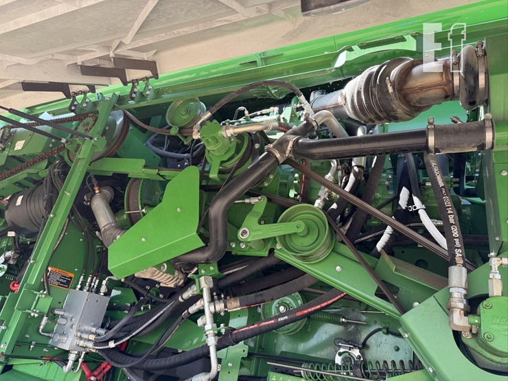 2020-john-deere-s790-image-22
