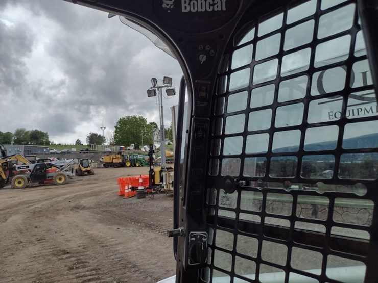 bobcat-t595-image-8