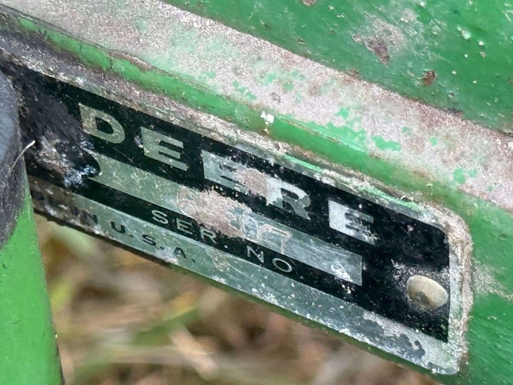john-deere-24t-image-10