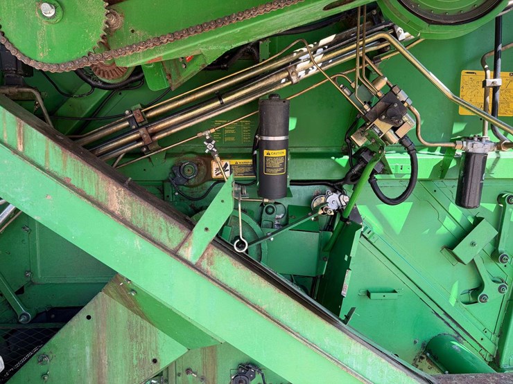 1995-john-deere-9500-image-15