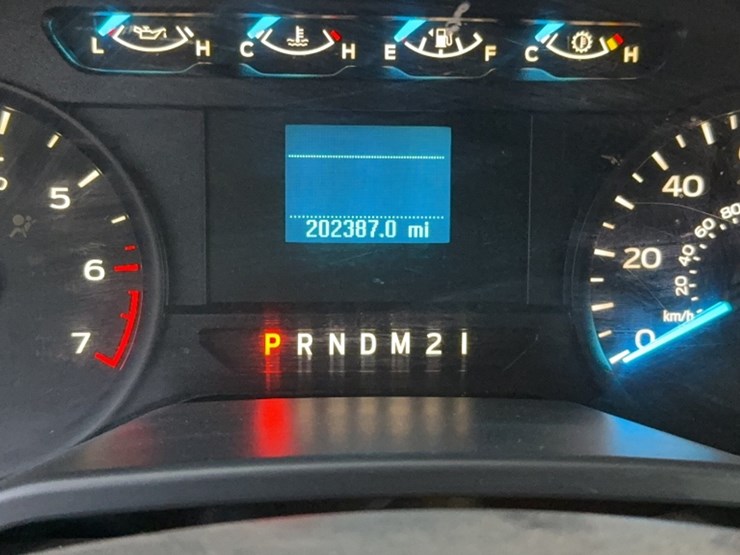 2015-ford-f150-image-23