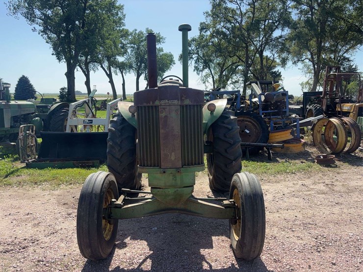 john-deere-70-image-2