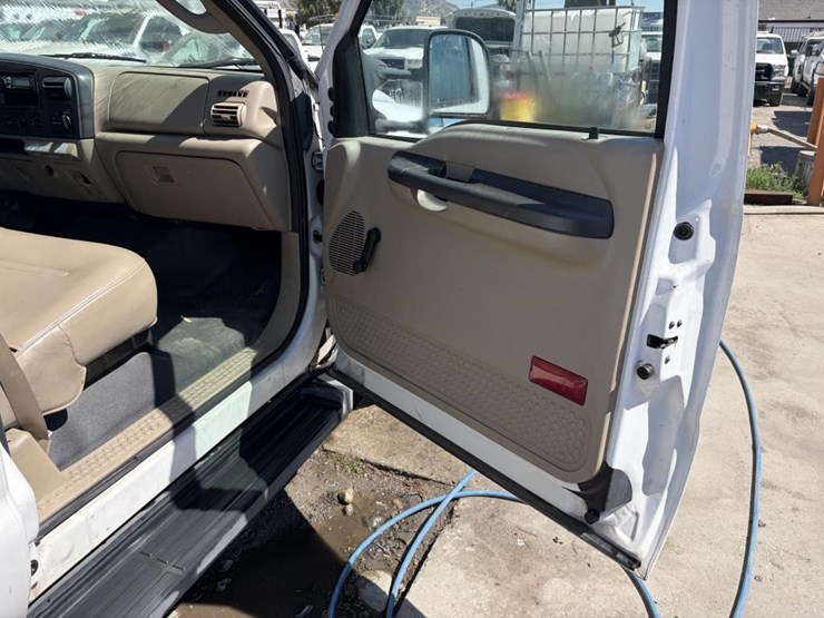 2006-ford-f250-image-10
