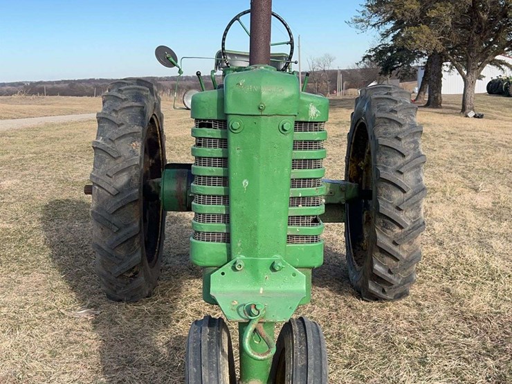 john-deere-model-b-image-8