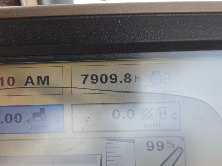 john-deere-8285r-image-10